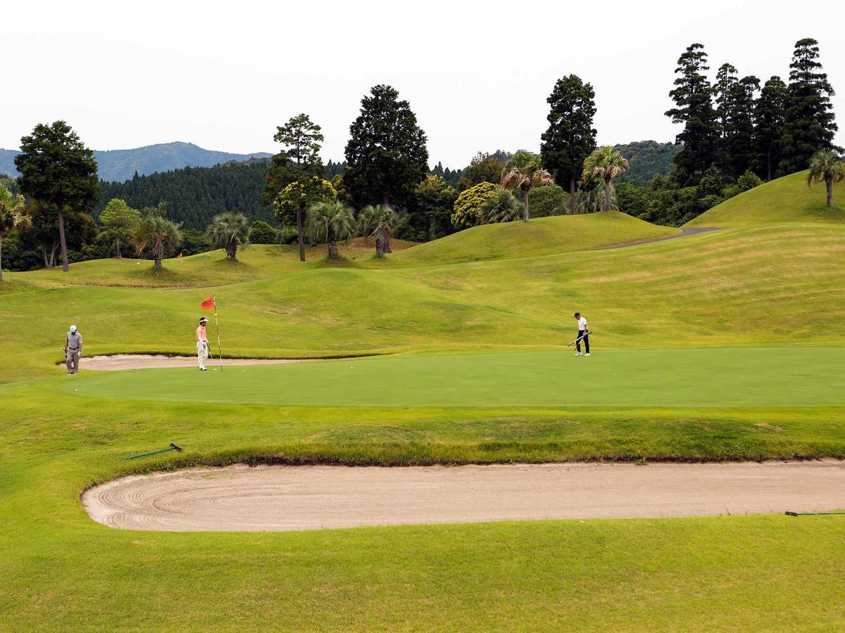 Miyazaki Kokusai Kuko Country Club Lodge Esterno foto